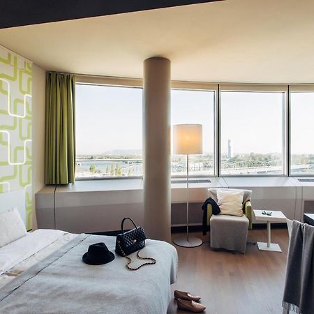 Harry'S Home Wien Hotel & Apartments Exterior photo